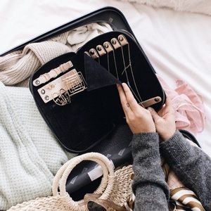 Halston Jewelry Portfolio Case